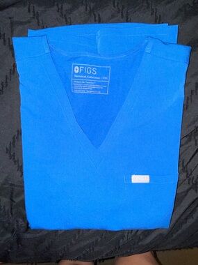 Figs women Caterina Top in Royal Blue